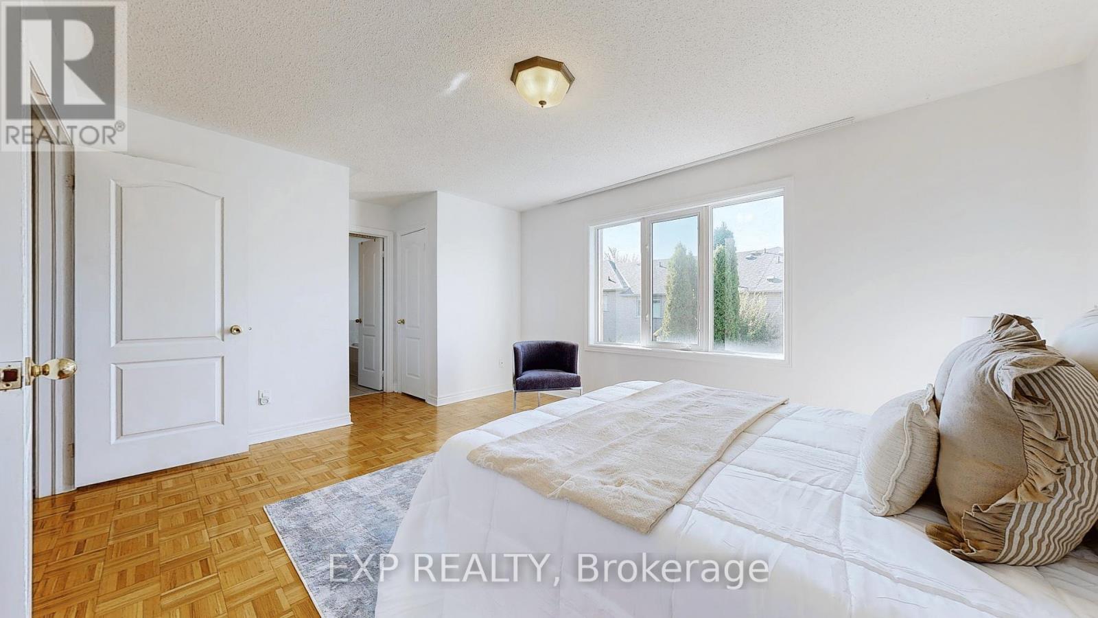 19 La Rocca Avenue, Vaughan, Ontario  L4H 2B6 - Photo 20 - N12502354