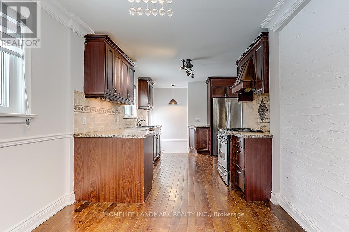 29 Windridge Drive, Markham, Ontario  L3P 1T7 - Photo 7 - N12502362