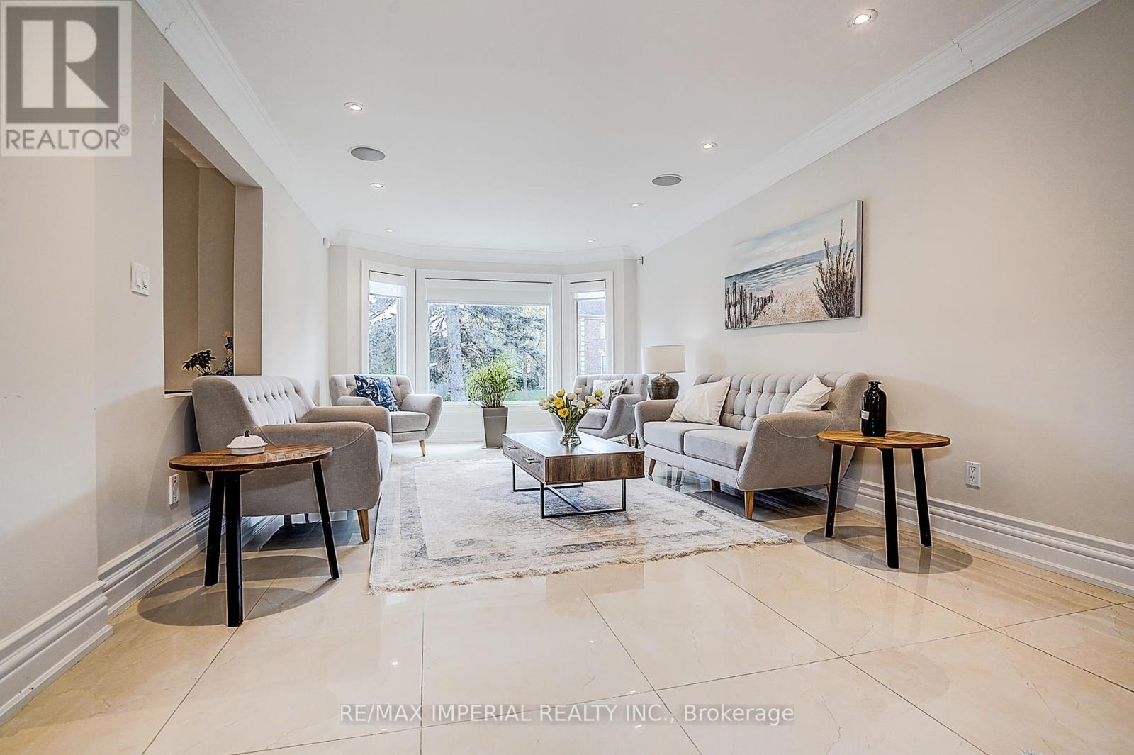 50 Kings Cross Avenue, Richmond Hill, Ontario  L4B 2S9 - Photo 11 - N12502408