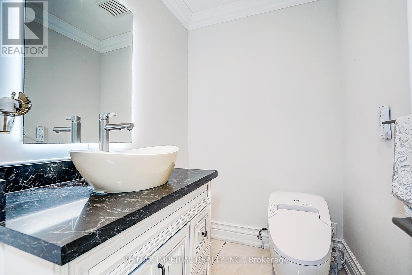 50 Kings Cross Avenue, Richmond Hill, Ontario  L4B 2S9 - Photo 21 - N12502408