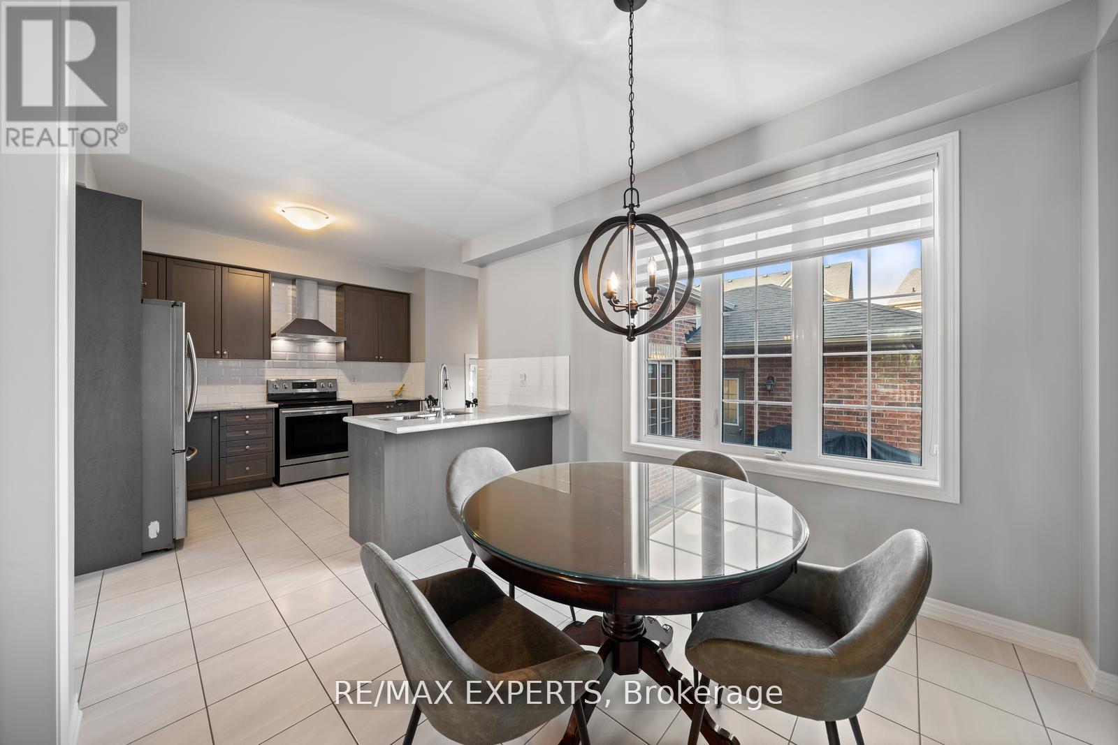 198 Moody Drive, Vaughan (Kleinburg), Ontario  L4H 3Z4 - Photo 12 - N12502434