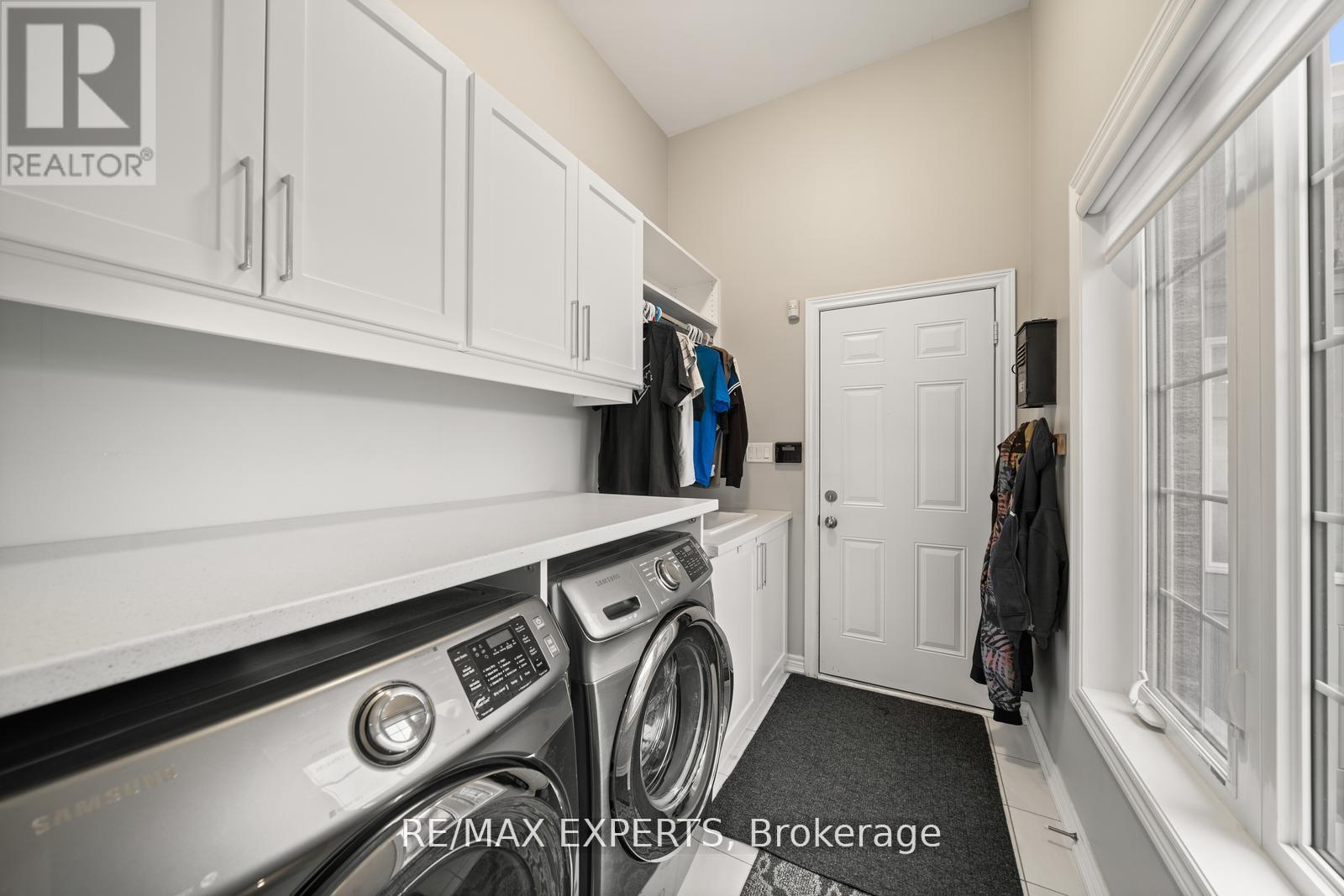 198 Moody Drive, Vaughan (Kleinburg), Ontario  L4H 3Z4 - Photo 17 - N12502434