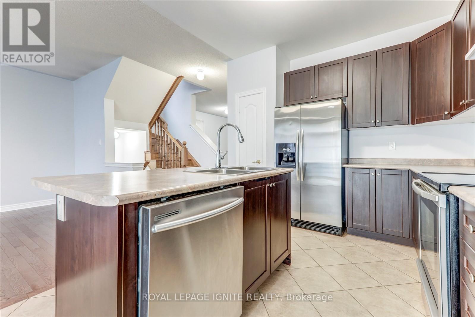 140 Durhamview Crescent, Whitchurch-Stouffville, Ontario  L4A 1S2 - Photo 15 - N12502440