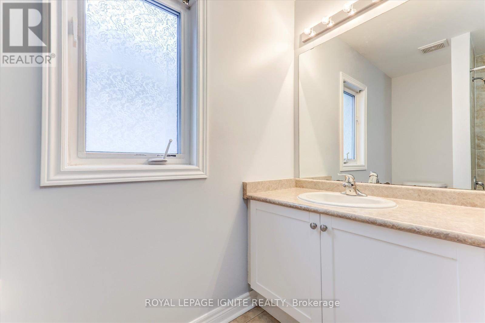 140 Durhamview Crescent, Whitchurch-Stouffville, Ontario  L4A 1S2 - Photo 26 - N12502440