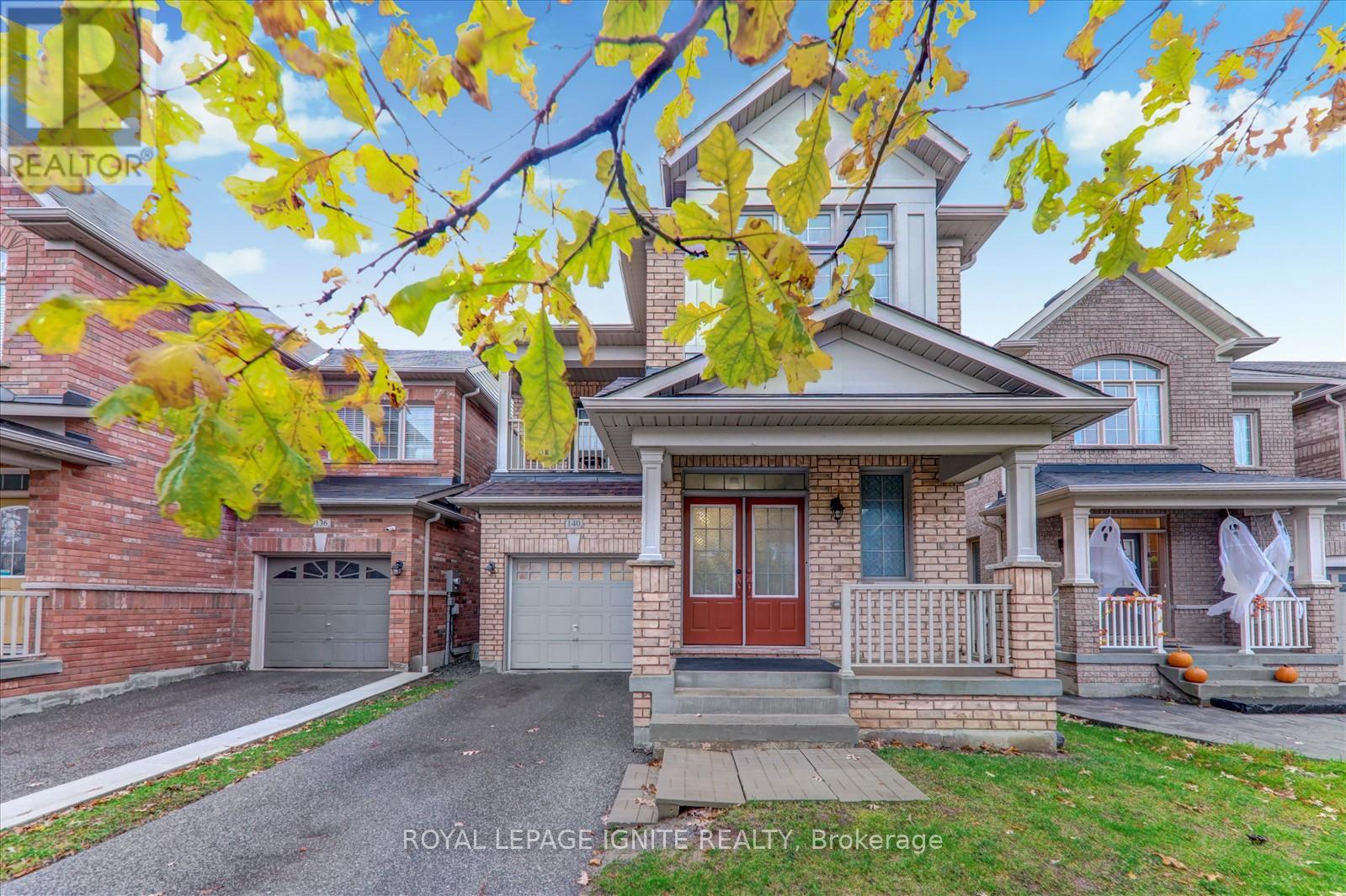 140 Durhamview Crescent, Whitchurch-Stouffville, Ontario  L4A 1S2 - Photo 4 - N12502440