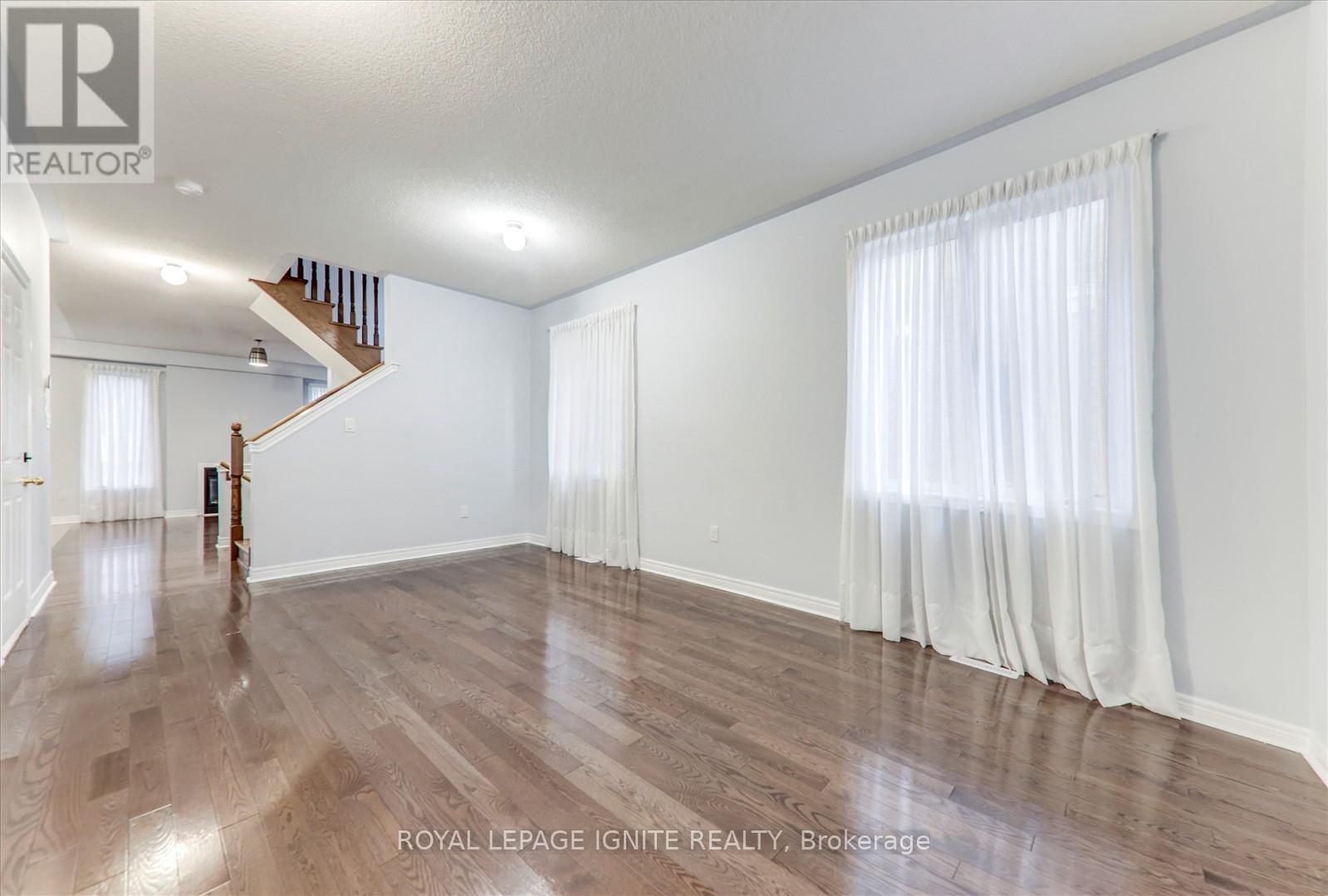 140 Durhamview Crescent, Whitchurch-Stouffville, Ontario  L4A 1S2 - Photo 7 - N12502440