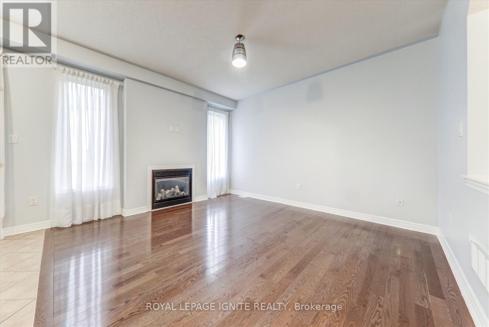 140 Durhamview Crescent, Whitchurch-Stouffville, Ontario  L4A 1S2 - Photo 9 - N12502440