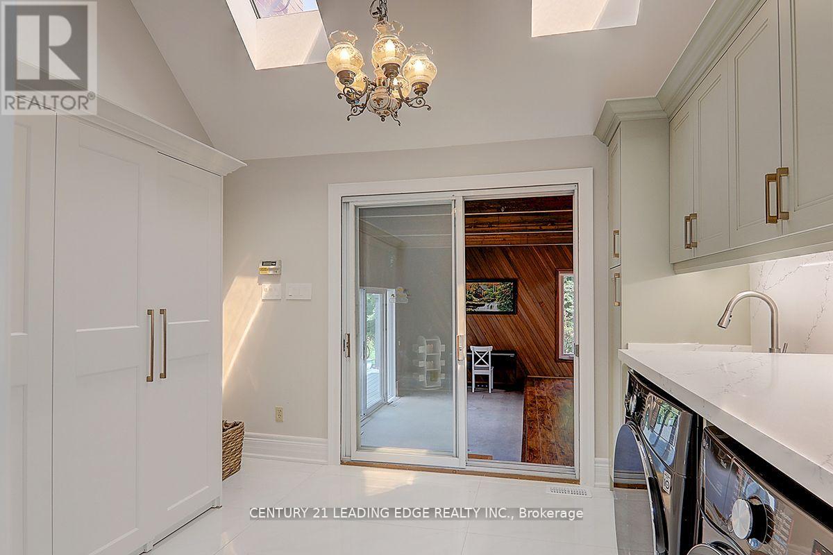 7 Maple View Lane, Whitchurch-Stouffville, Ontario  L4A 7X5 - Photo 18 - N12502484