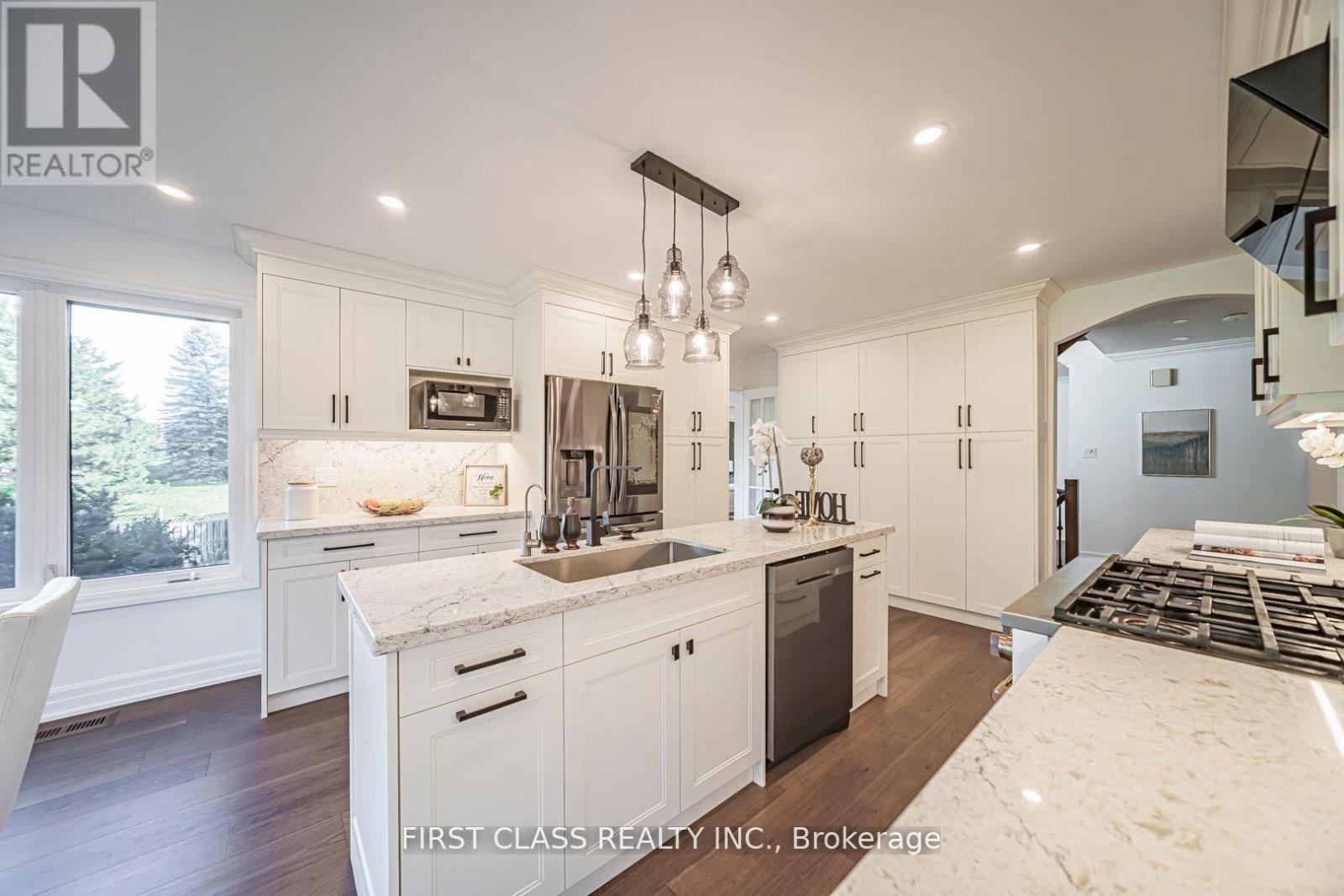 1148 Kingdale Road, Newmarket, Ontario  L3Y 4W1 - Photo 15 - N12502520