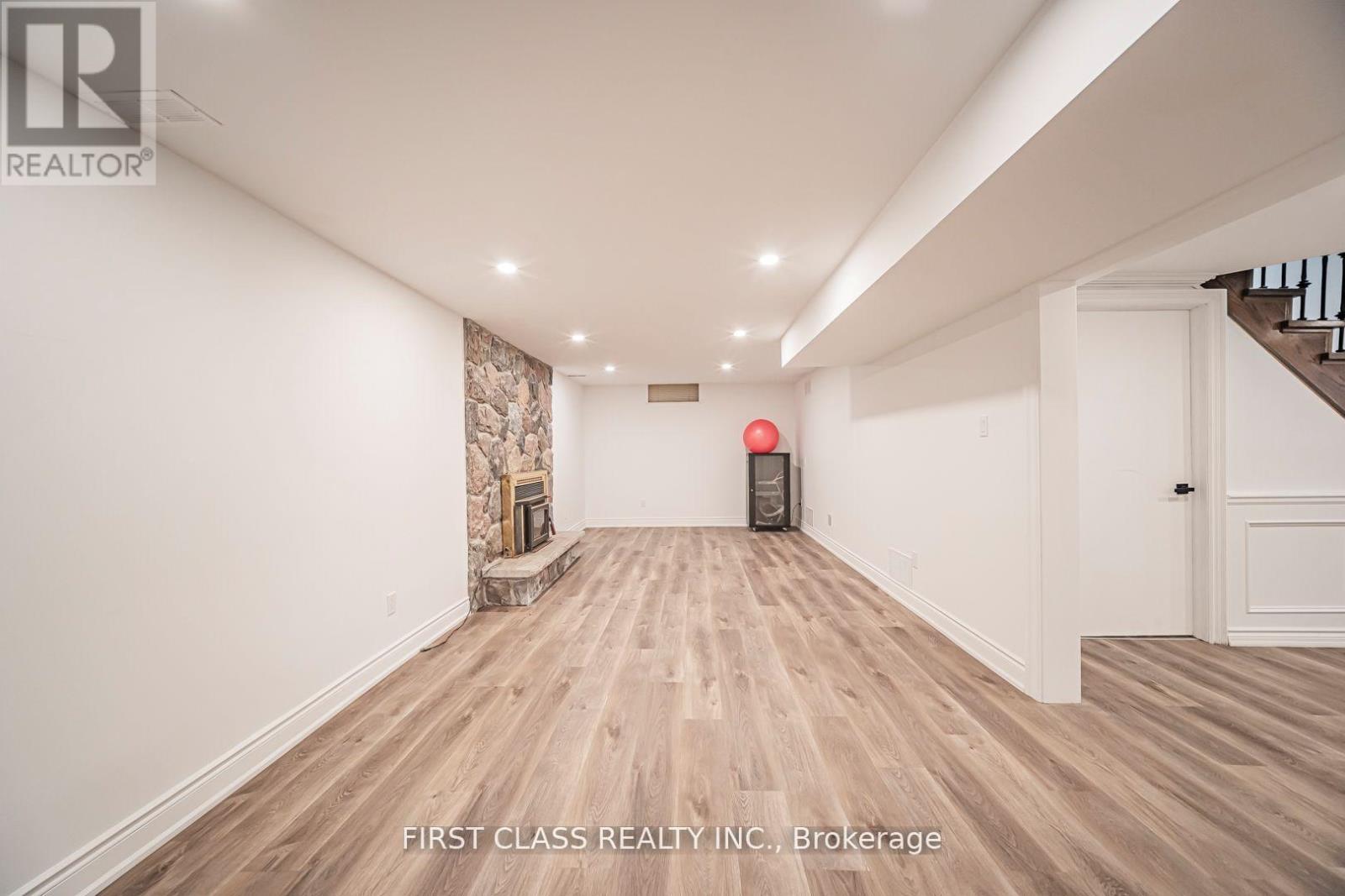 1148 Kingdale Road, Newmarket, Ontario  L3Y 4W1 - Photo 40 - N12502520