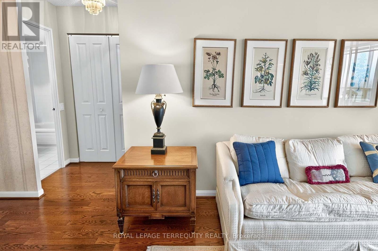 1402 - 110 Promenade Circle, Vaughan, Ontario  L4J 7W8 - Photo 24 - N12502542