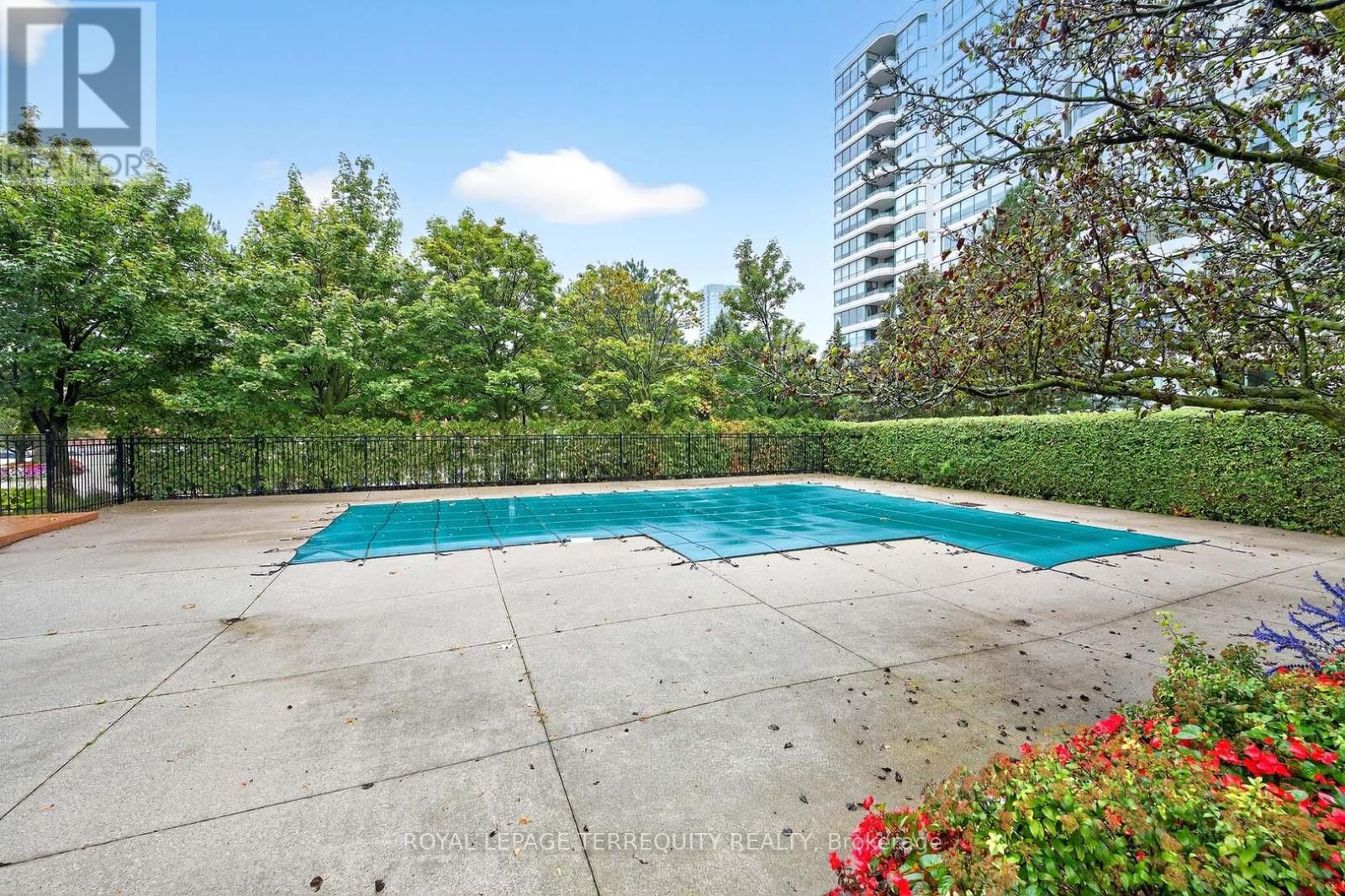 1402 - 110 Promenade Circle, Vaughan, Ontario  L4J 7W8 - Photo 45 - N12502542