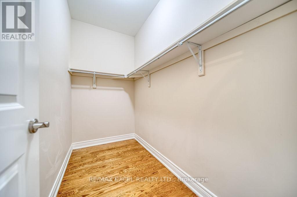 166 Townsgate Drive, Vaughan, Ontario L4J 8J5 - Photo 28 - N12502566