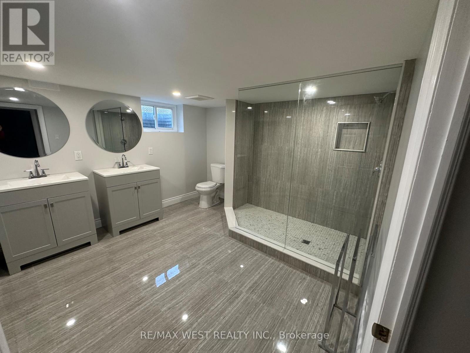 Lower - 437 Woodbridge Avenue, Vaughan, Ontario  L4L 2T3 - Photo 29 - N12502588