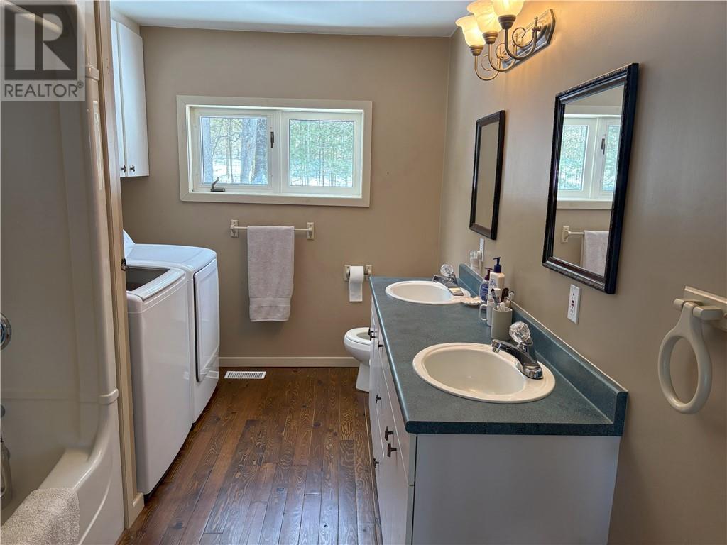 314 Perry Ave, Killarney, Ontario P0M 2A0 - Photo 9 - 2125476