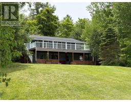 314 PERRY AVE, Killarney, Ontario