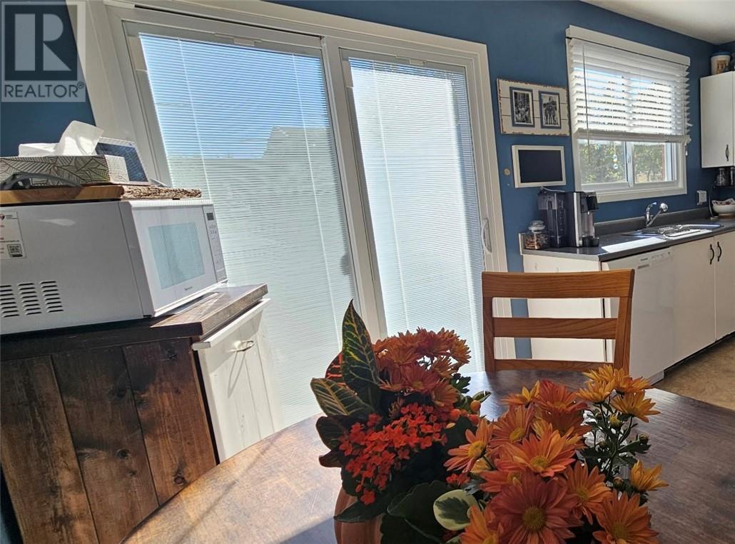 63 Elmhurst Court, Sudbury, Ontario  P3A 1A3 - Photo 5 - 2125469