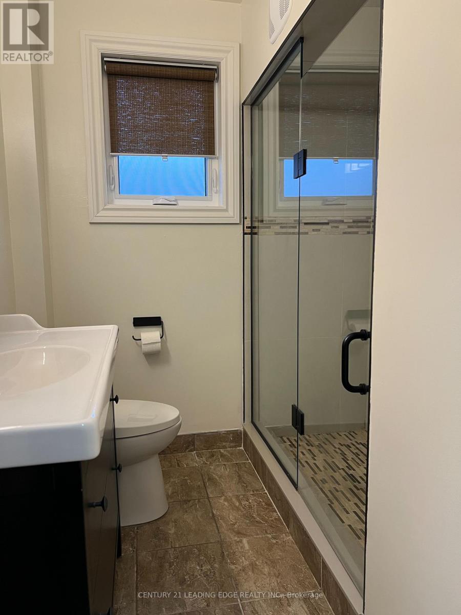 64 Lingarde Drive, Toronto, Ontario  M1R 1X9 - Photo 18 - E12502544