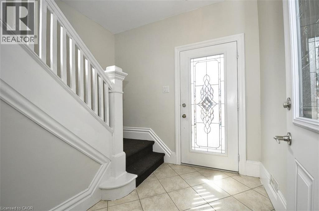 147 Benton Street Unit# 1, Kitchener, Ontario  N2G 3H7 - Photo 4 - 40785090