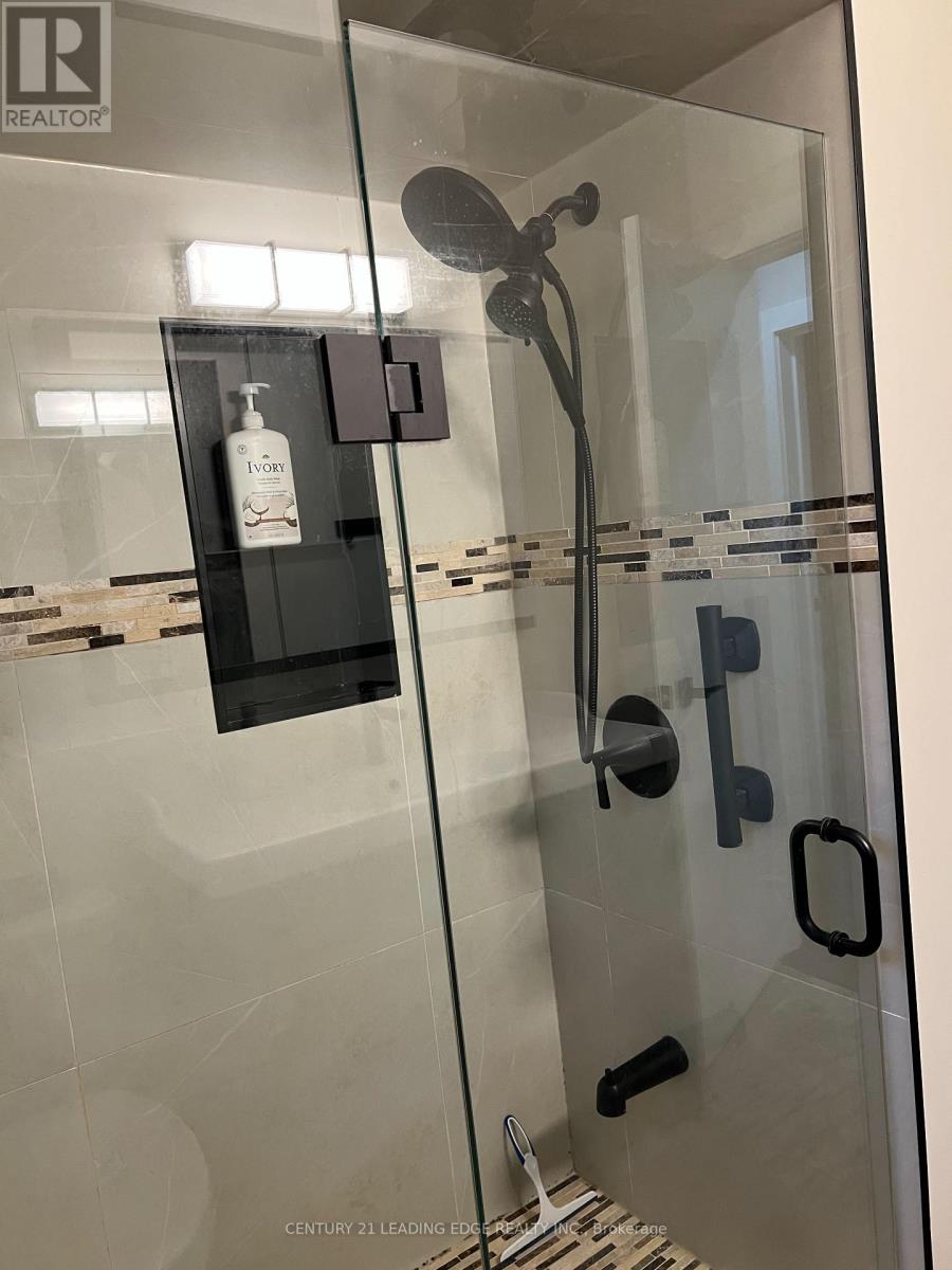 64 Lingarde Drive, Toronto, Ontario  M1R 1X9 - Photo 19 - E12502544