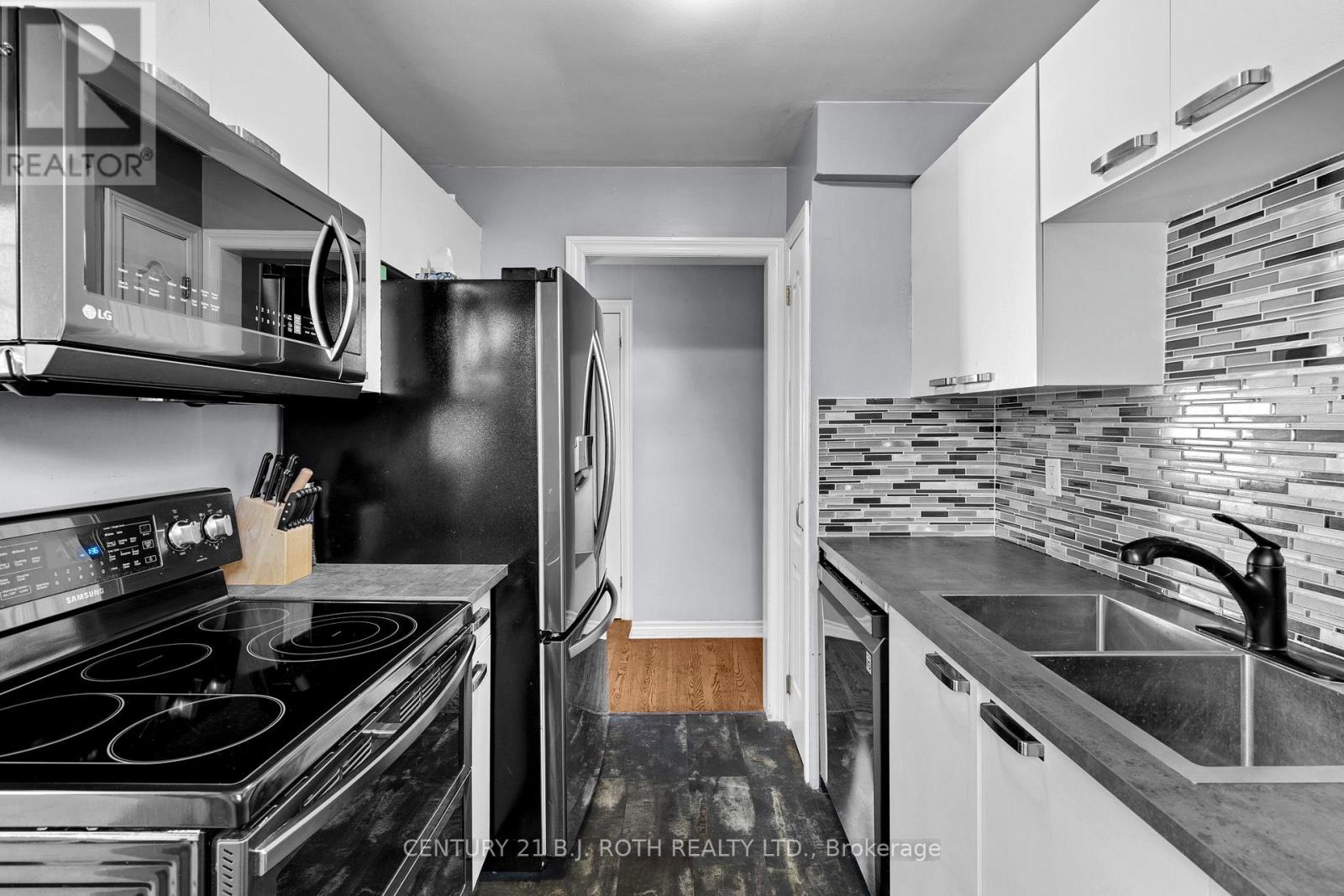 186 Dunedin Street, Orillia, Ontario  L3V 5T9 - Photo 10 - S12502568