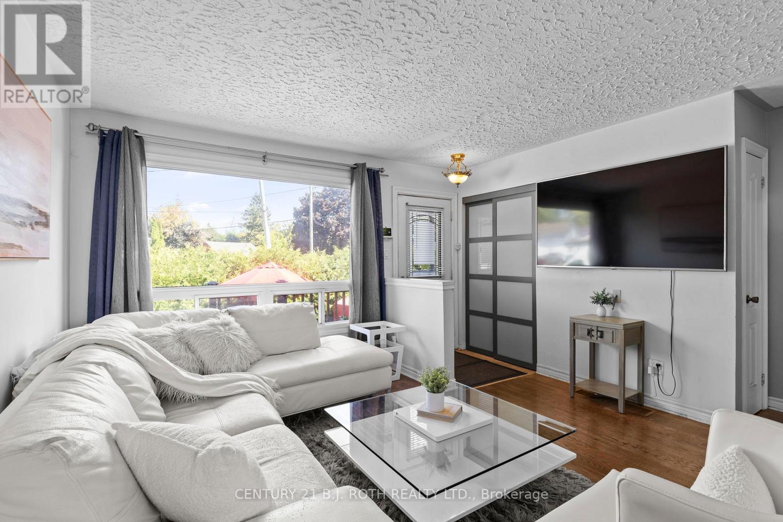 186 Dunedin Street, Orillia, Ontario  L3V 5T9 - Photo 5 - S12502568