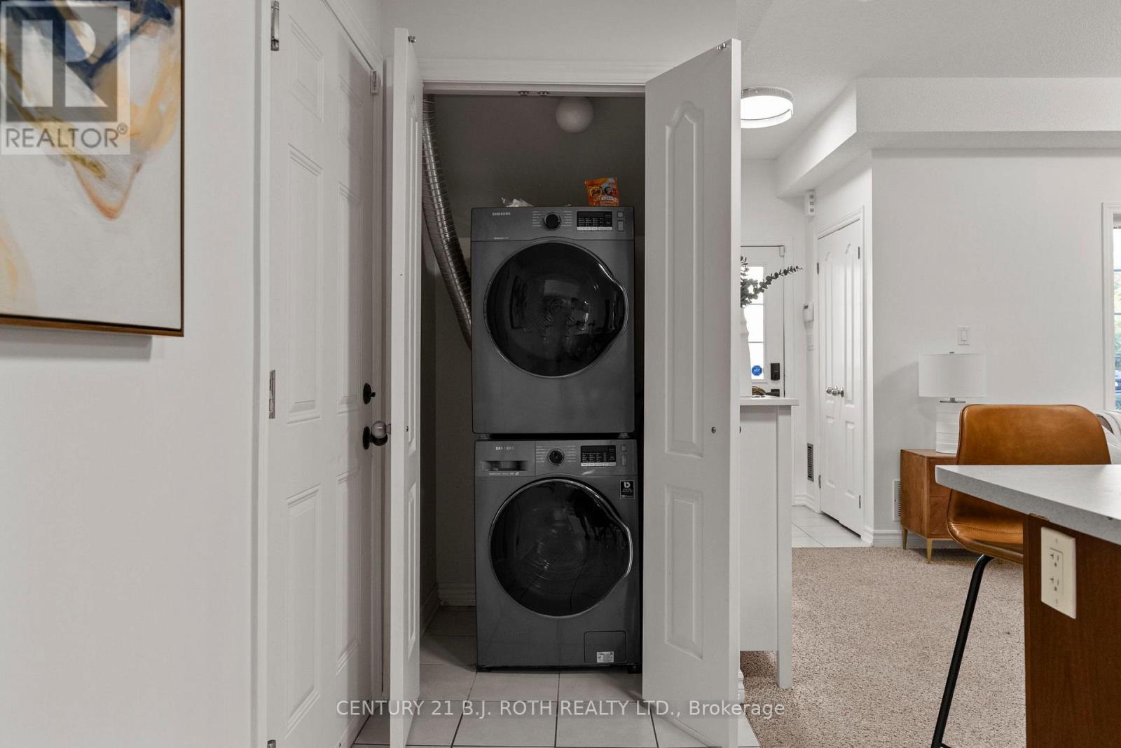 33 Arcadia Road, Wasaga Beach, Ontario  L9Z 3C7 - Photo 13 - S12502584