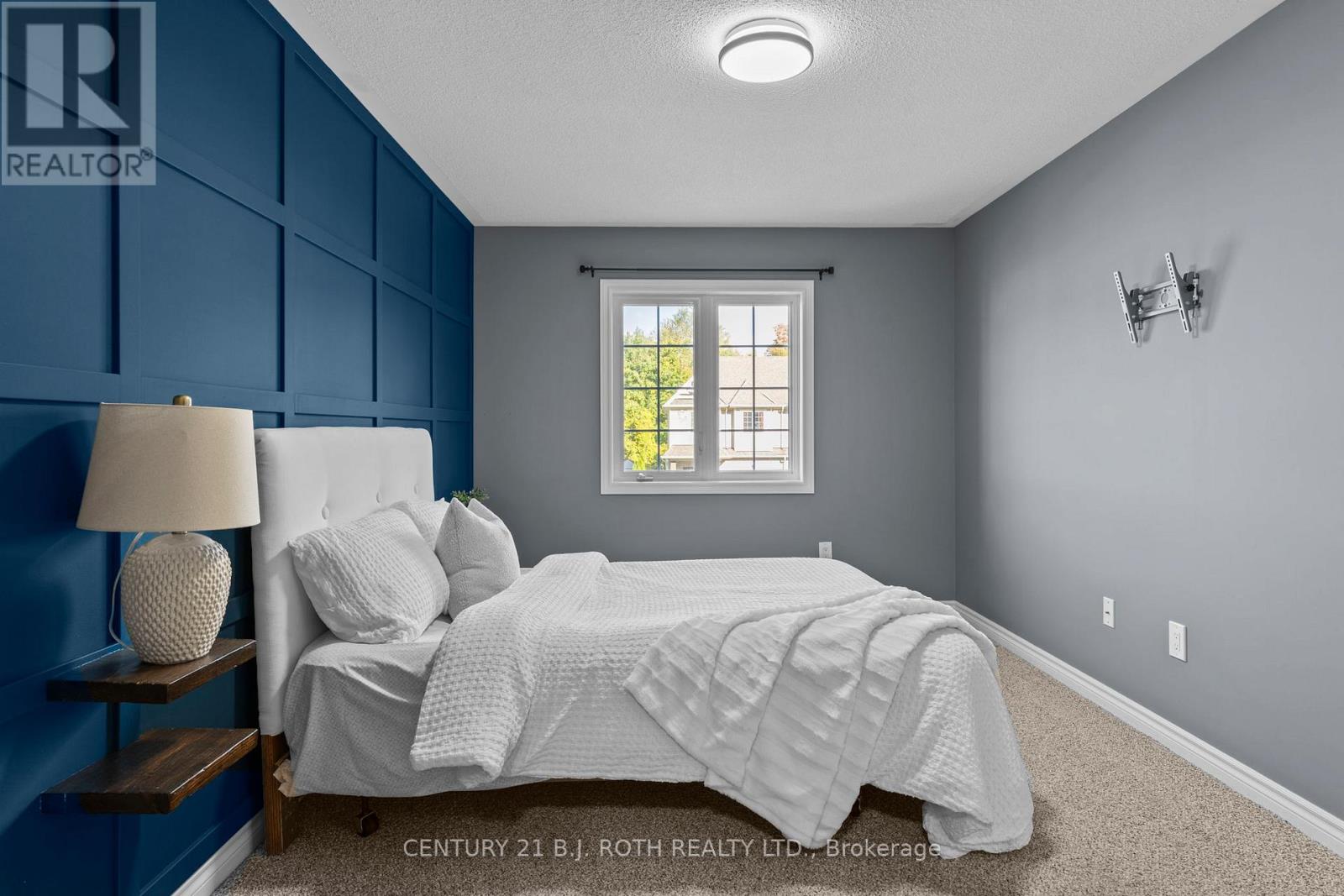 33 Arcadia Road, Wasaga Beach, Ontario  L9Z 3C7 - Photo 22 - S12502584