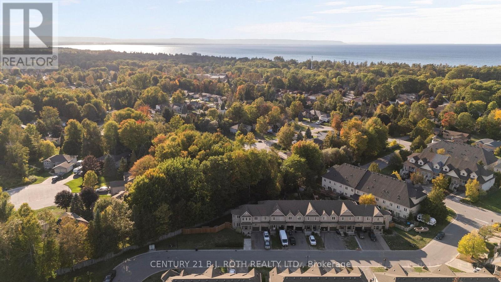 33 Arcadia Road, Wasaga Beach, Ontario  L9Z 3C7 - Photo 30 - S12502584