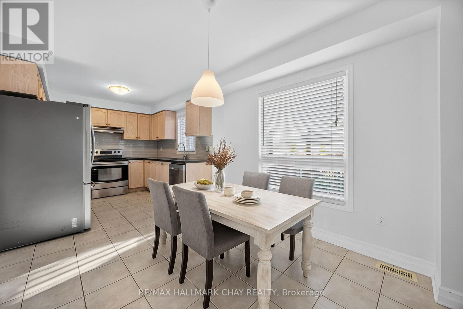 2065 Wilson Street, Innisfil (Alcona), Ontario  L9S 4Y2 - Photo 13 - N12496690