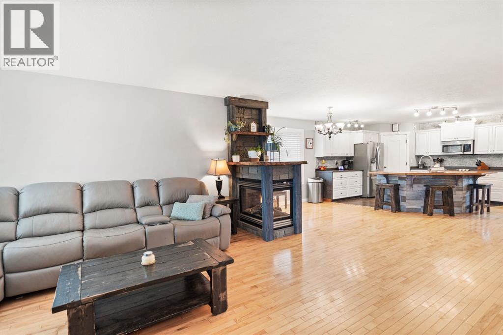 5215 55 Avenue, Eckville, Alberta  T0M 0X0 - Photo 14 - A2255373