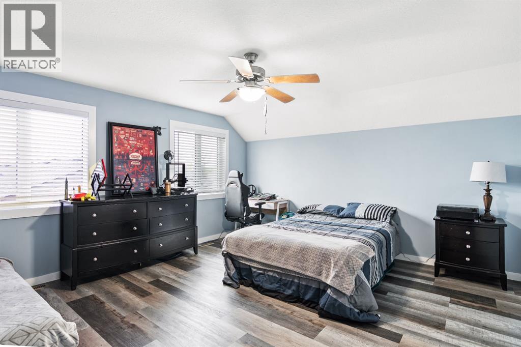 5215 55 Avenue, Eckville, Alberta  T0M 0X0 - Photo 26 - A2255373