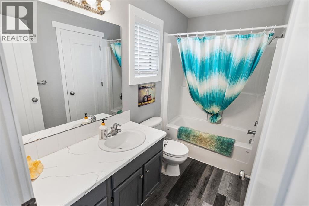 5215 55 Avenue, Eckville, Alberta  T0M 0X0 - Photo 32 - A2255373