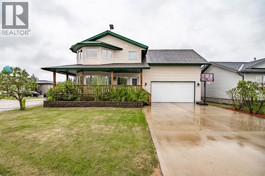 5215 55 Avenue, Eckville, Alberta  T0M 0X0 - Photo 2 - A2255373