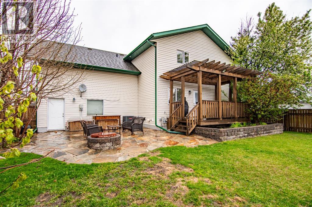 5215 55 Avenue, Eckville, Alberta  T0M 0X0 - Photo 6 - A2255373