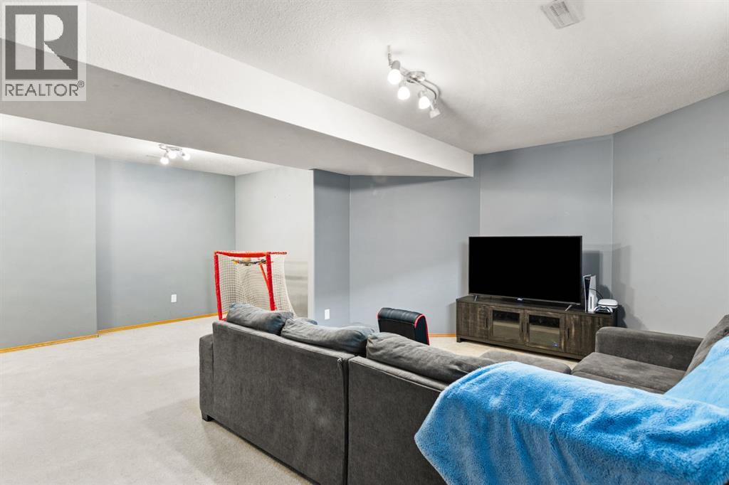 5215 55 Avenue, Eckville, Alberta  T0M 0X0 - Photo 45 - A2255373