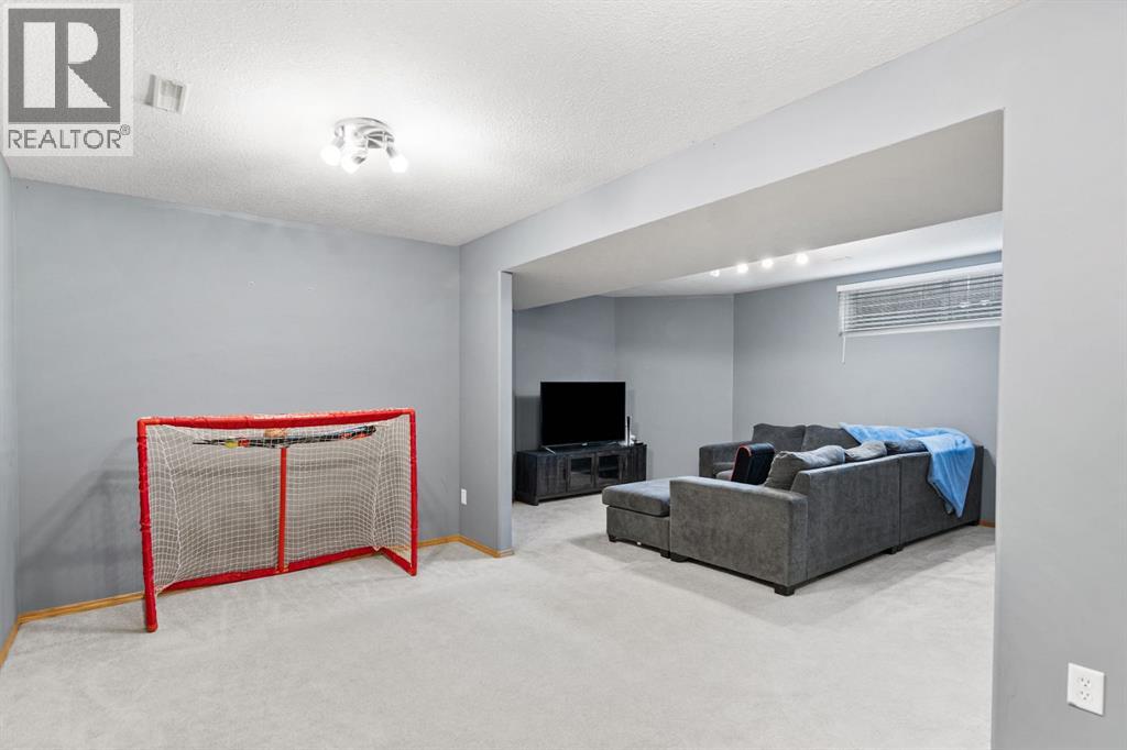 5215 55 Avenue, Eckville, Alberta  T0M 0X0 - Photo 48 - A2255373