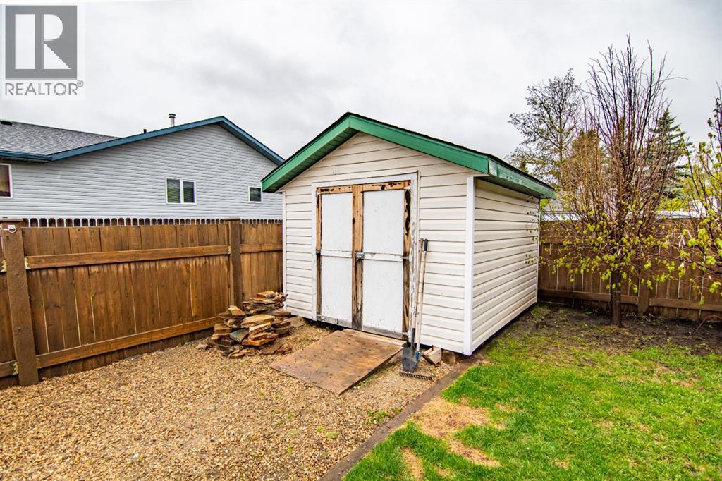 5215 55 Avenue, Eckville, Alberta  T0M 0X0 - Photo 50 - A2255373