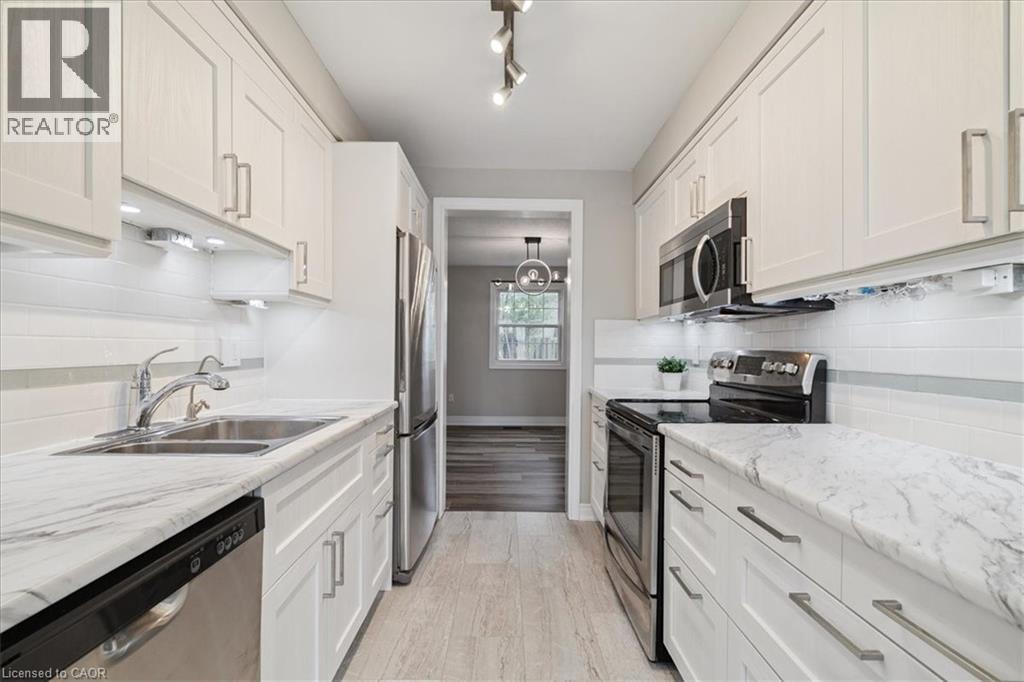 61 Adis Avenue, Hamilton, Ontario  L9C 6T9 - Photo 11 - 40762796