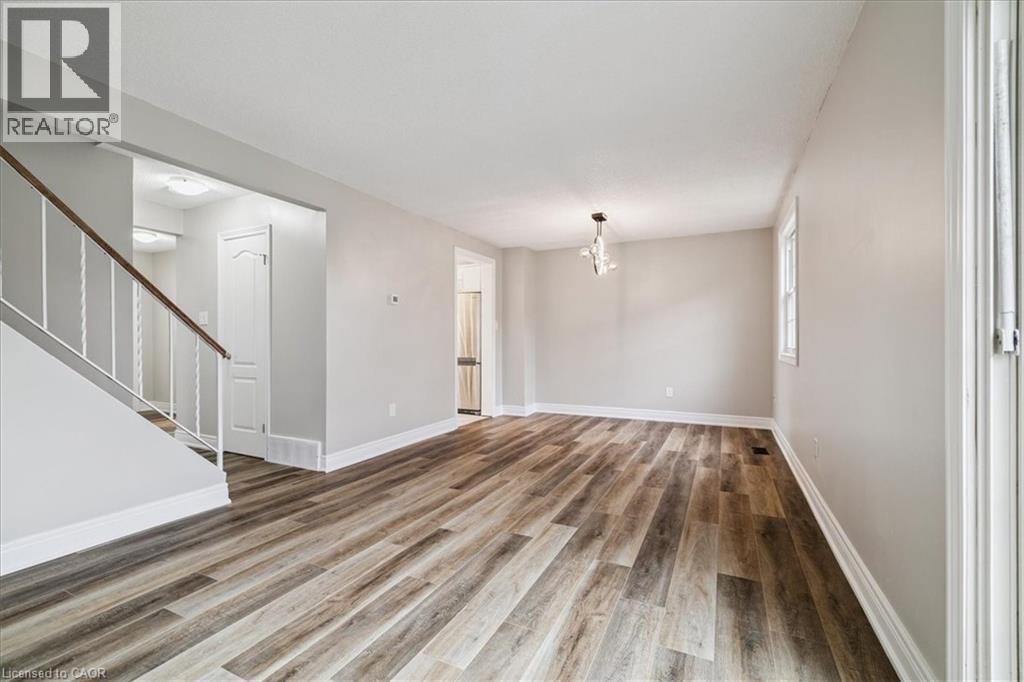 61 Adis Avenue, Hamilton, Ontario  L9C 6T9 - Photo 16 - 40762796