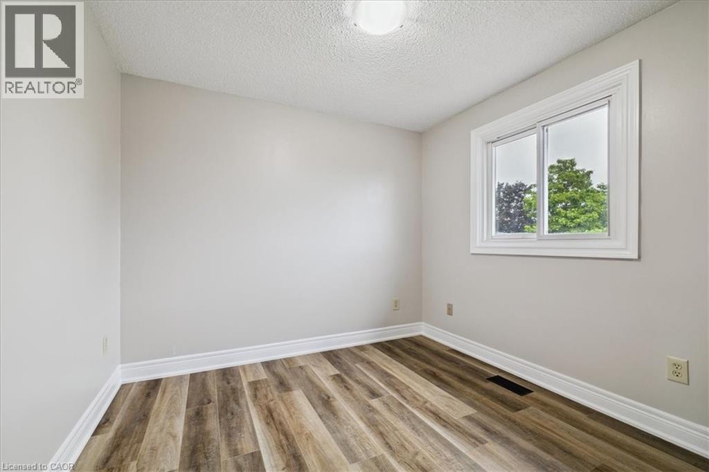 61 Adis Avenue, Hamilton, Ontario  L9C 6T9 - Photo 27 - 40762796