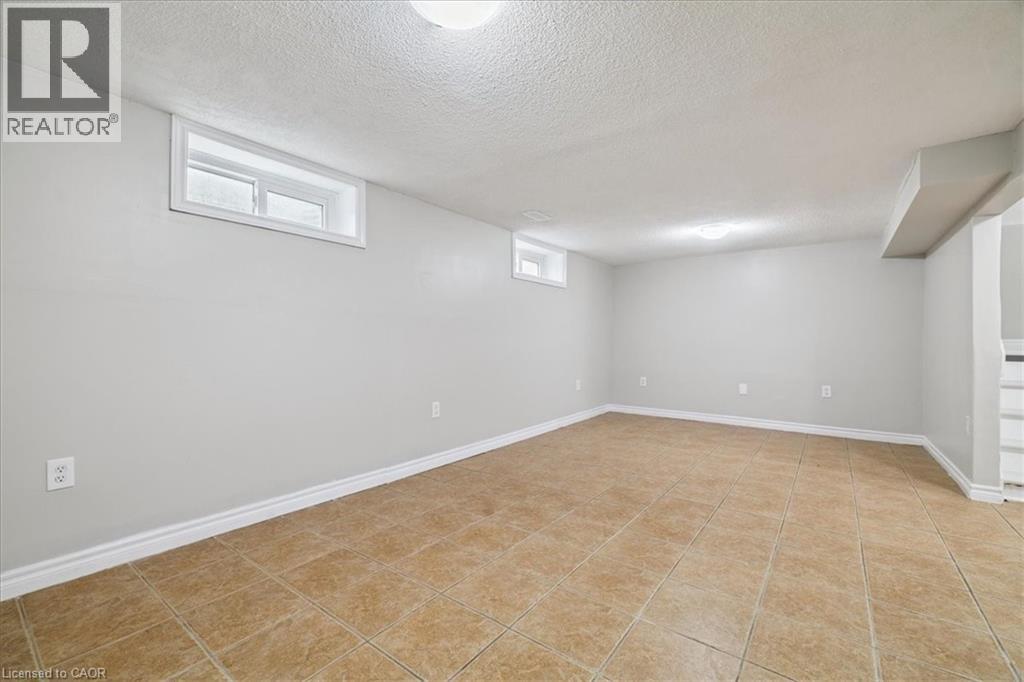 61 Adis Avenue, Hamilton, Ontario  L9C 6T9 - Photo 34 - 40762796