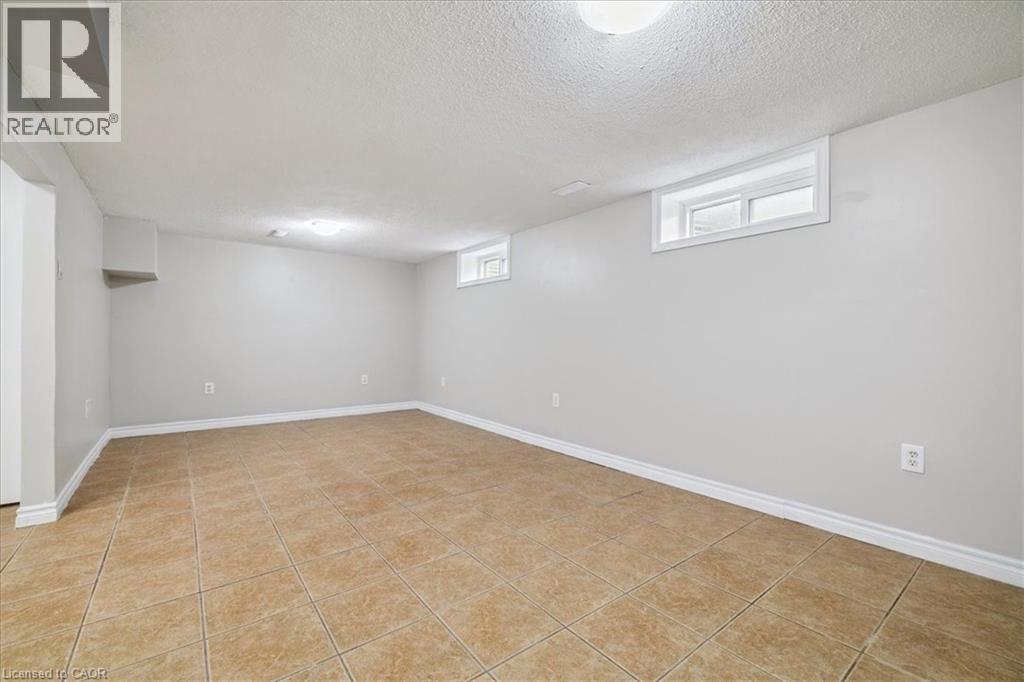 61 Adis Avenue, Hamilton, Ontario  L9C 6T9 - Photo 35 - 40762796