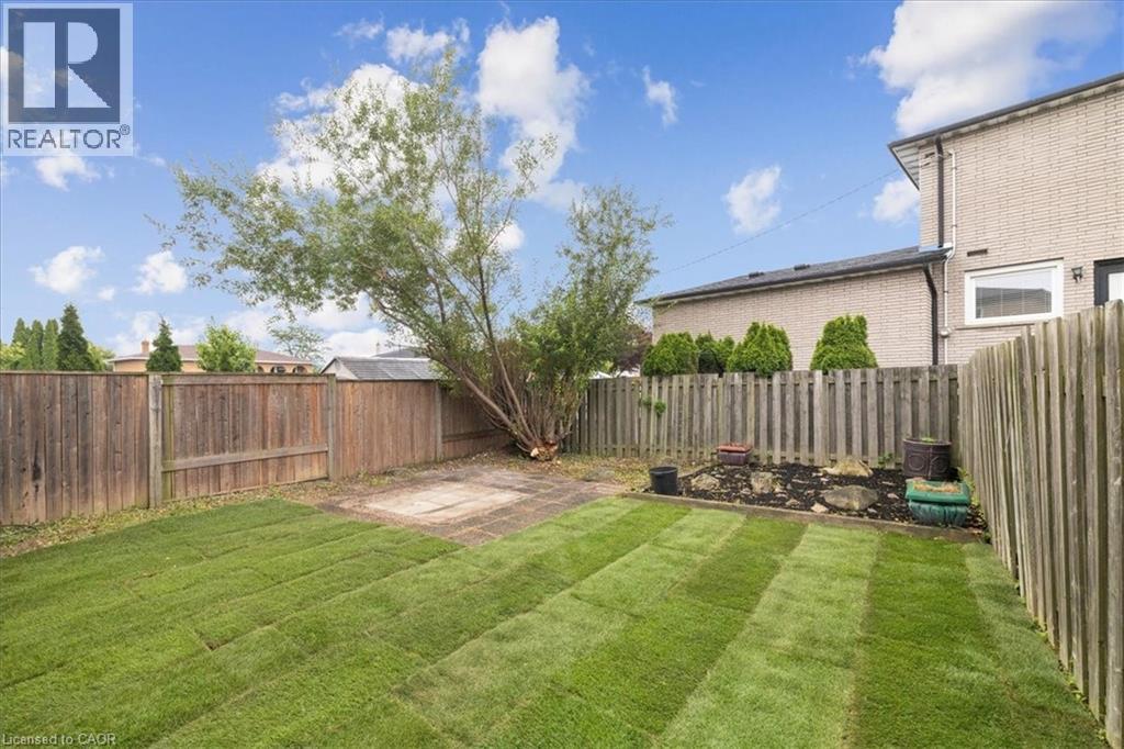 61 Adis Avenue, Hamilton, Ontario  L9C 6T9 - Photo 40 - 40762796