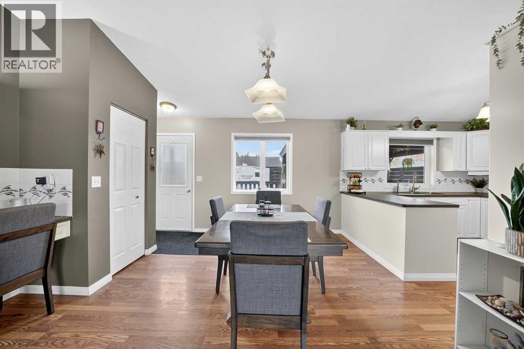 225 10 Avenue Ne, Sundre, Alberta  T0M 1X0 - Photo 13 - A2267294