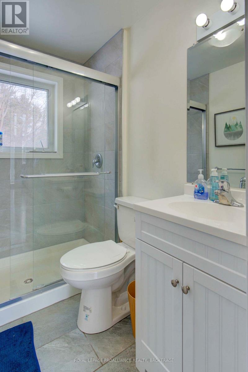 182a Brooks Point Road, Rideau Lakes, Ontario  K0G 1E0 - Photo 19 - X12502702