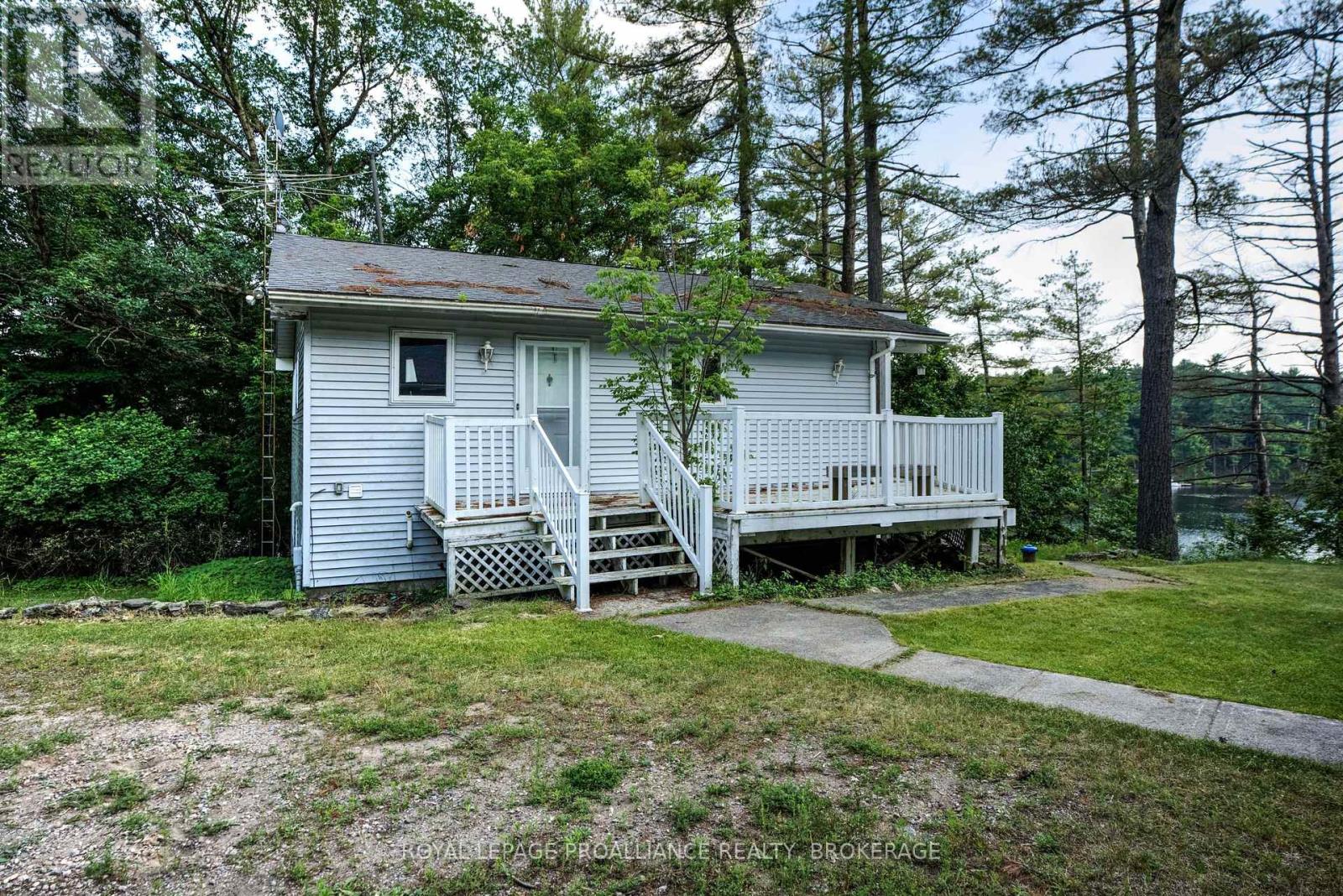 182a Brooks Point Road, Rideau Lakes, Ontario  K0G 1E0 - Photo 32 - X12502702