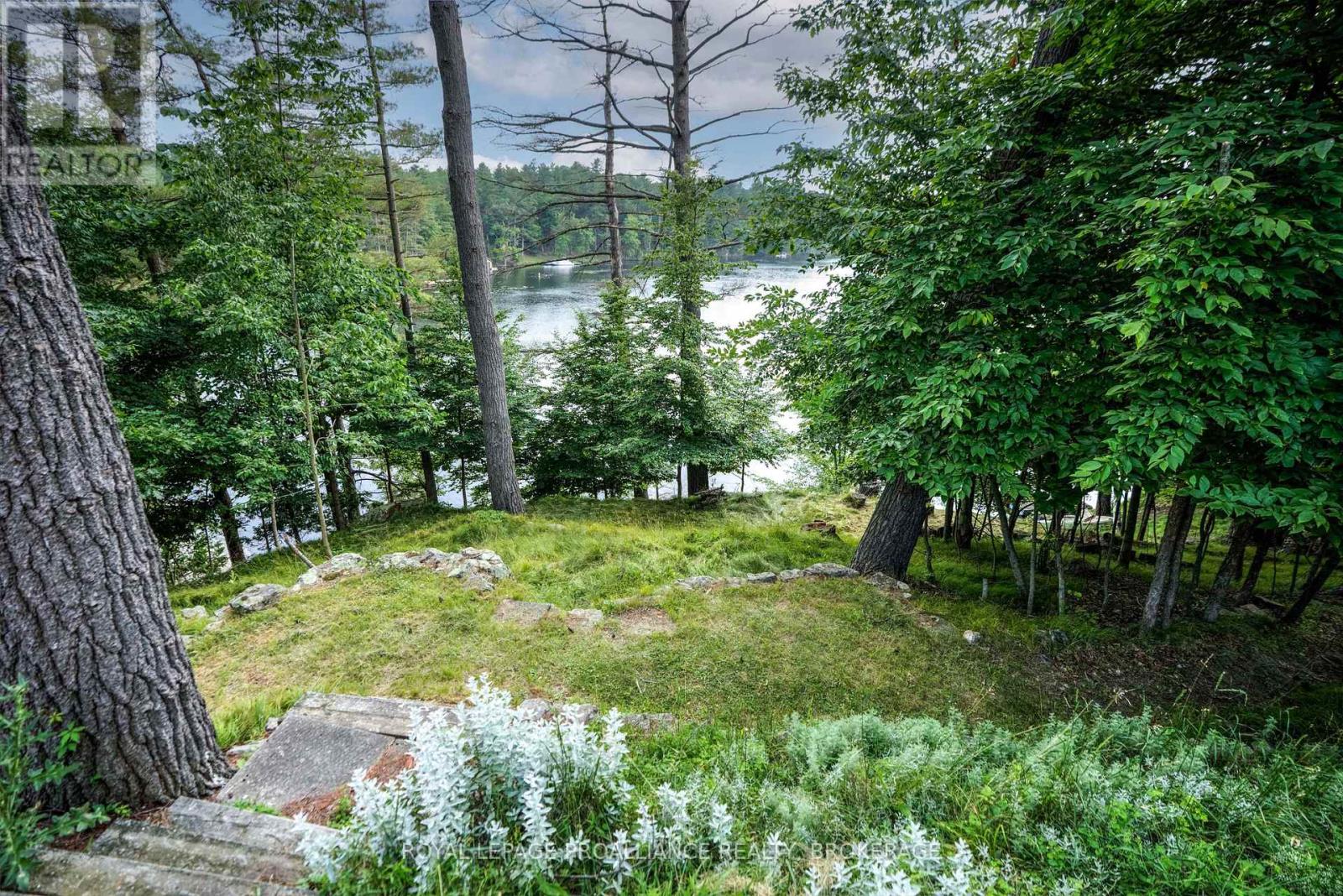 182a Brooks Point Road, Rideau Lakes, Ontario  K0G 1E0 - Photo 33 - X12502702