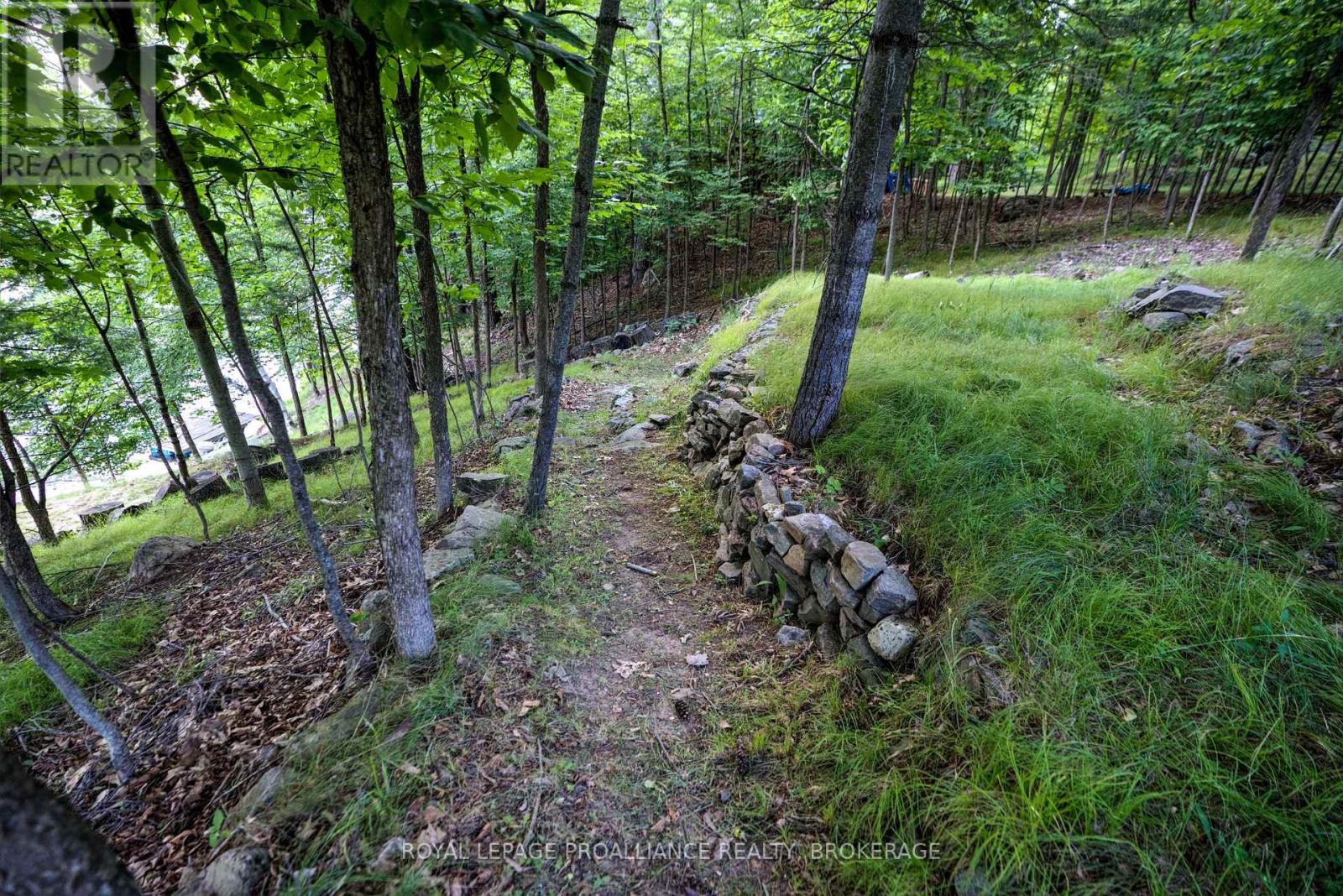 182a Brooks Point Road, Rideau Lakes, Ontario  K0G 1E0 - Photo 34 - X12502702