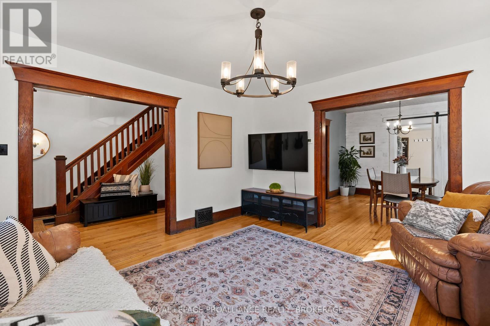 195 Church Street, Brockville, Ontario  K6V 3Y4 - Photo 11 - X12502762